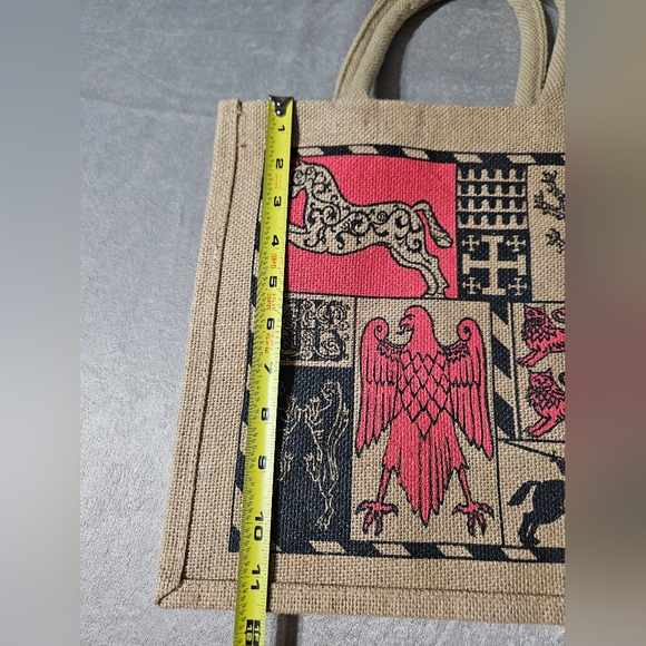 Medieval Designed Woven Tote Bag - Picture 5 of 5